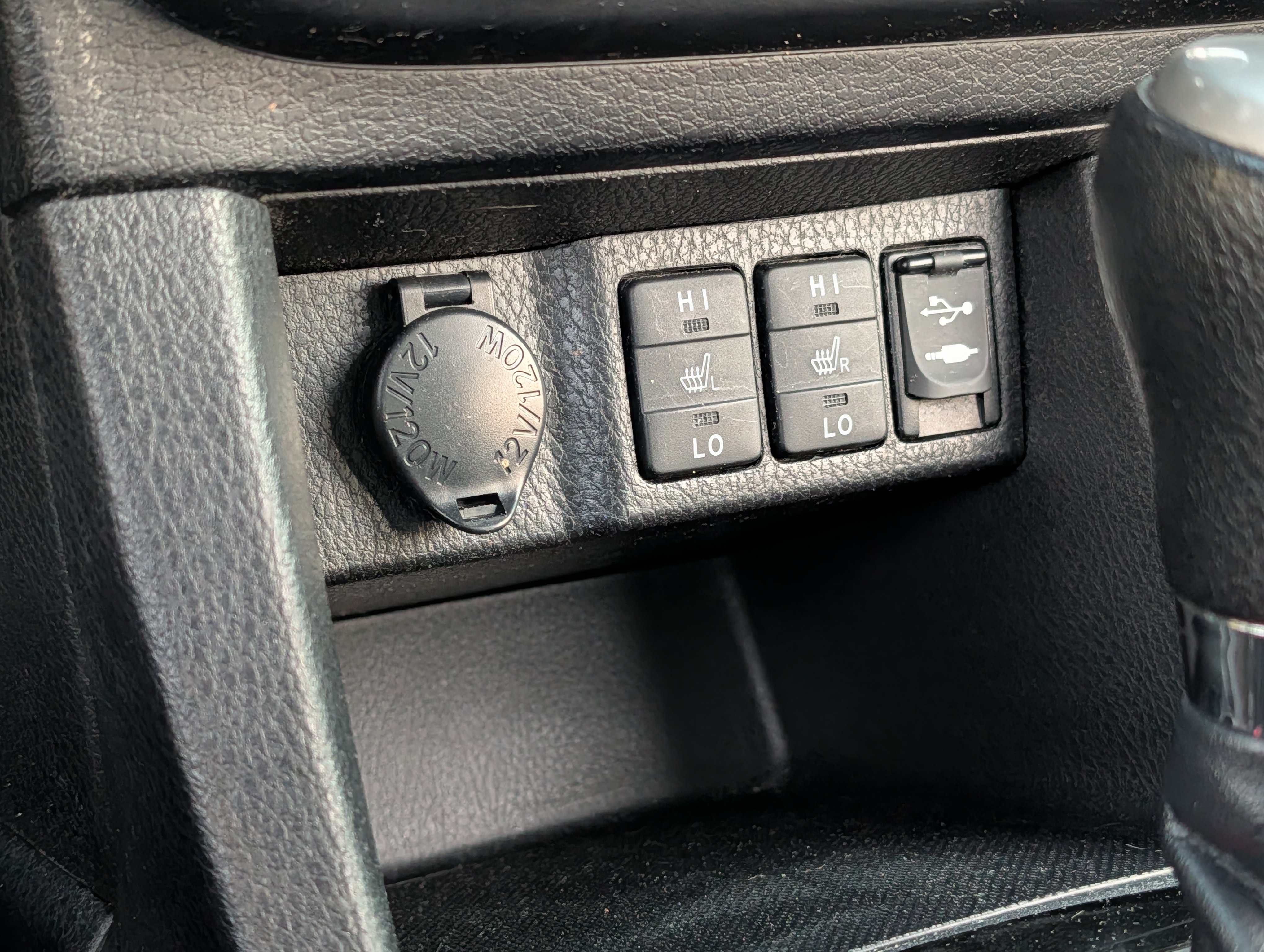 2015 Toyota Corolla - Photo 13