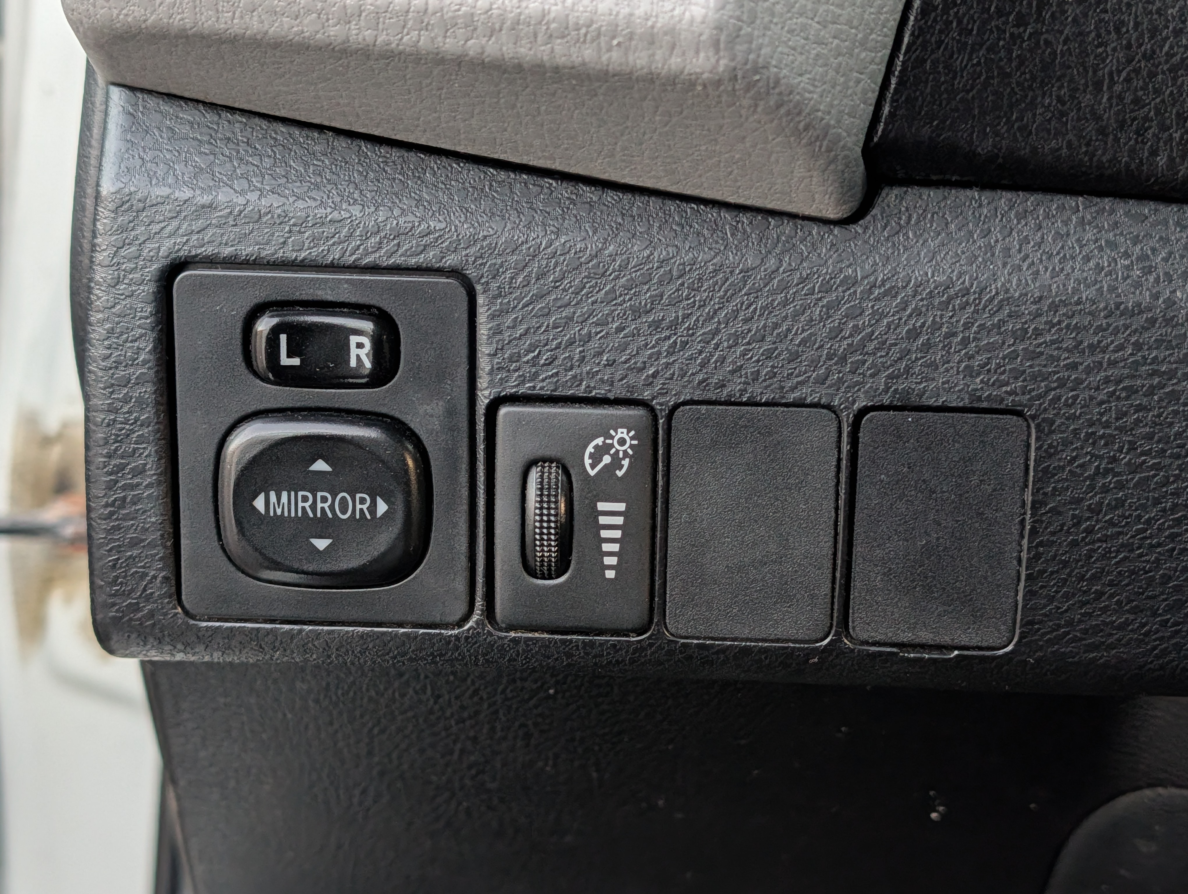 2015 Toyota Corolla - Photo 15
