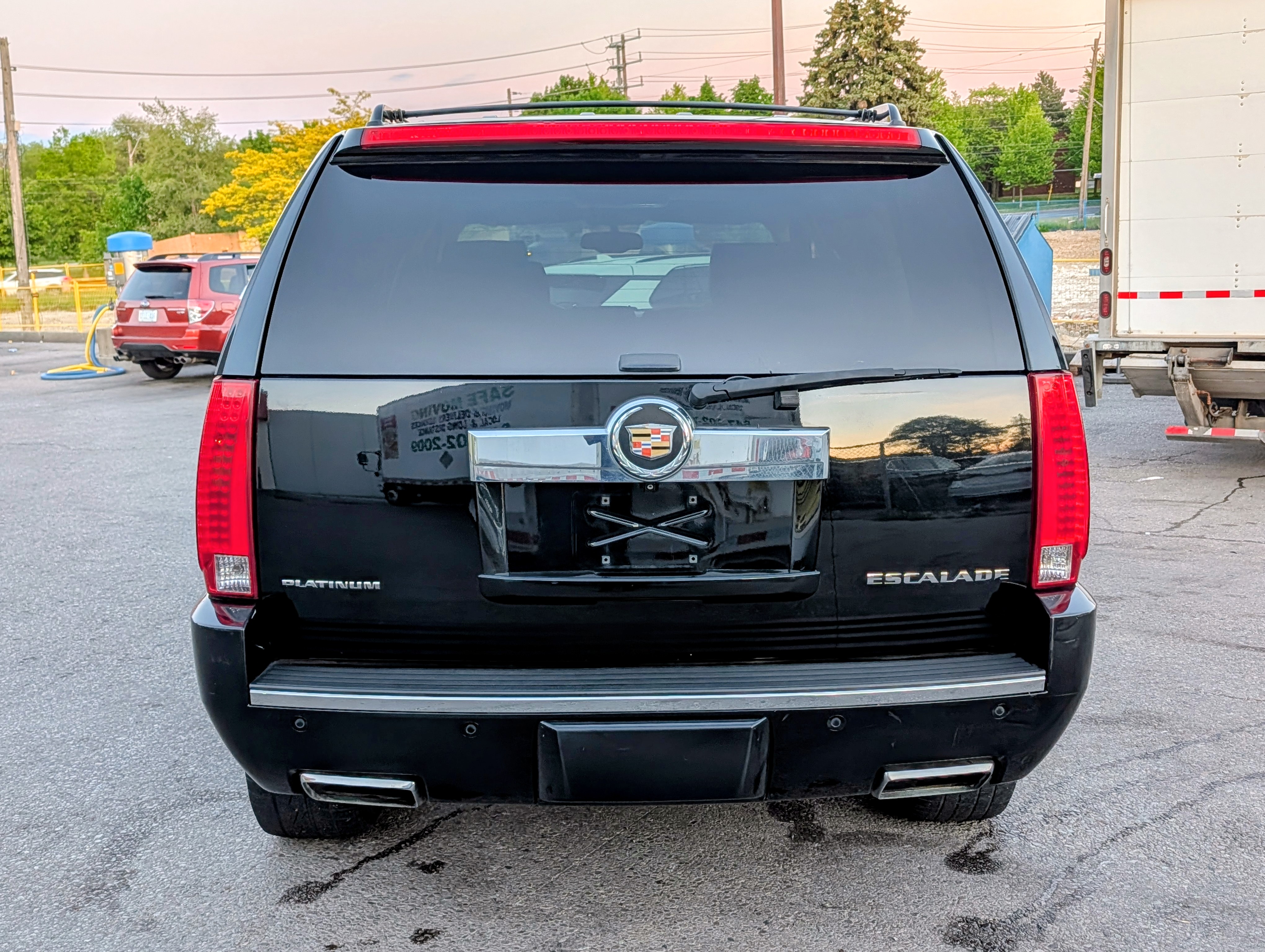 2013 Cadillac Escalade - Photo 3