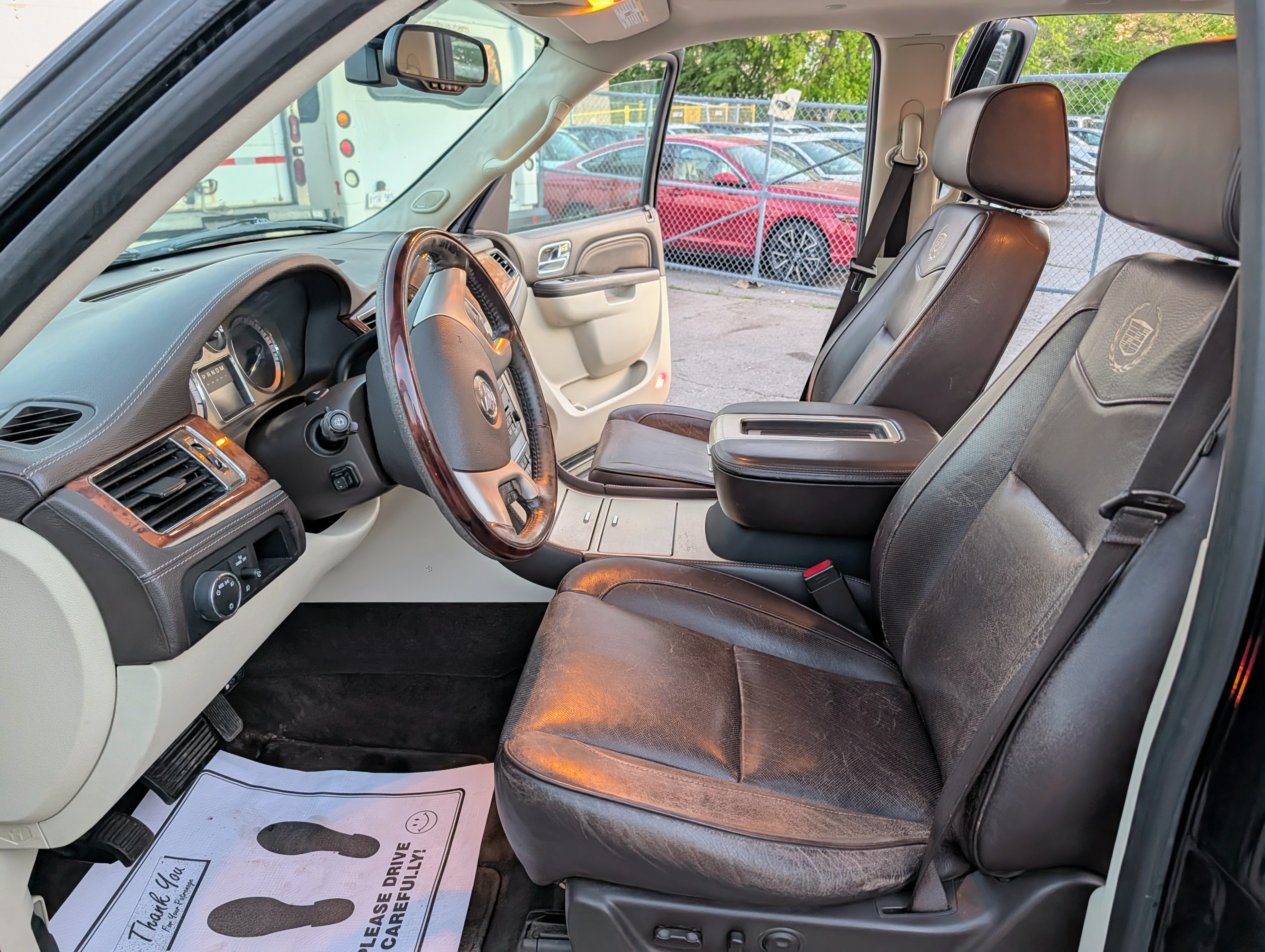 2013 Cadillac Escalade - Photo 10
