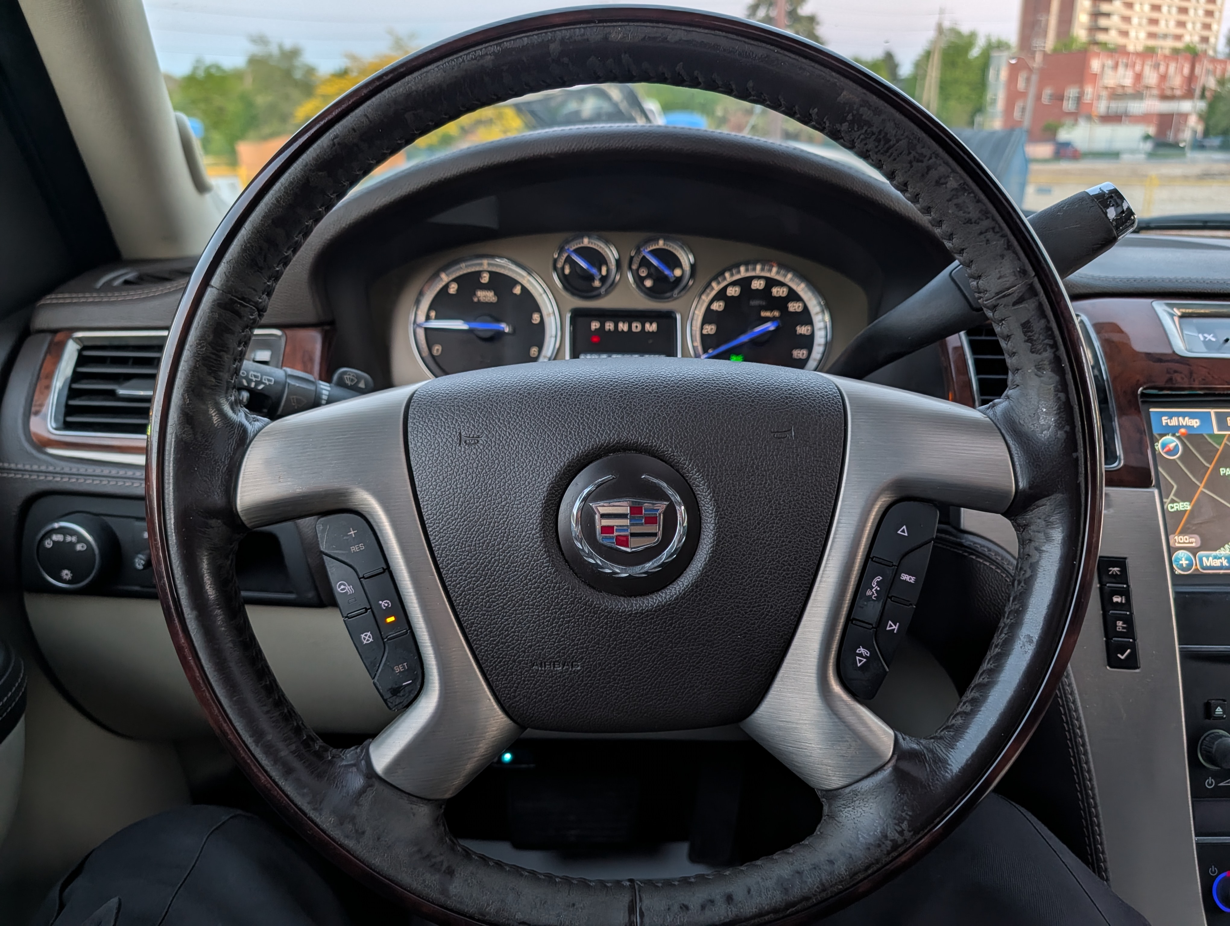 2013 Cadillac Escalade - Photo 16