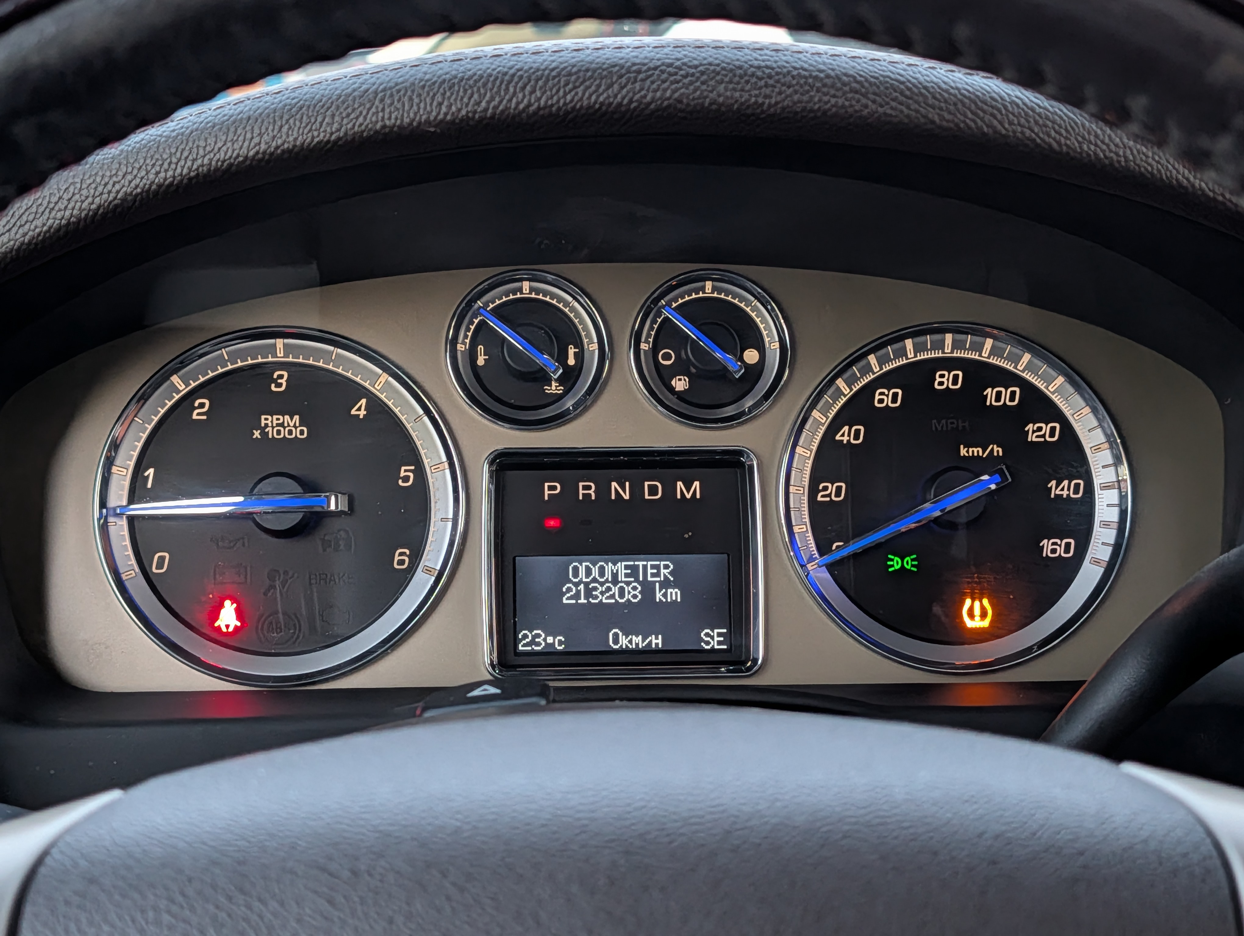 2013 Cadillac Escalade - Photo 17