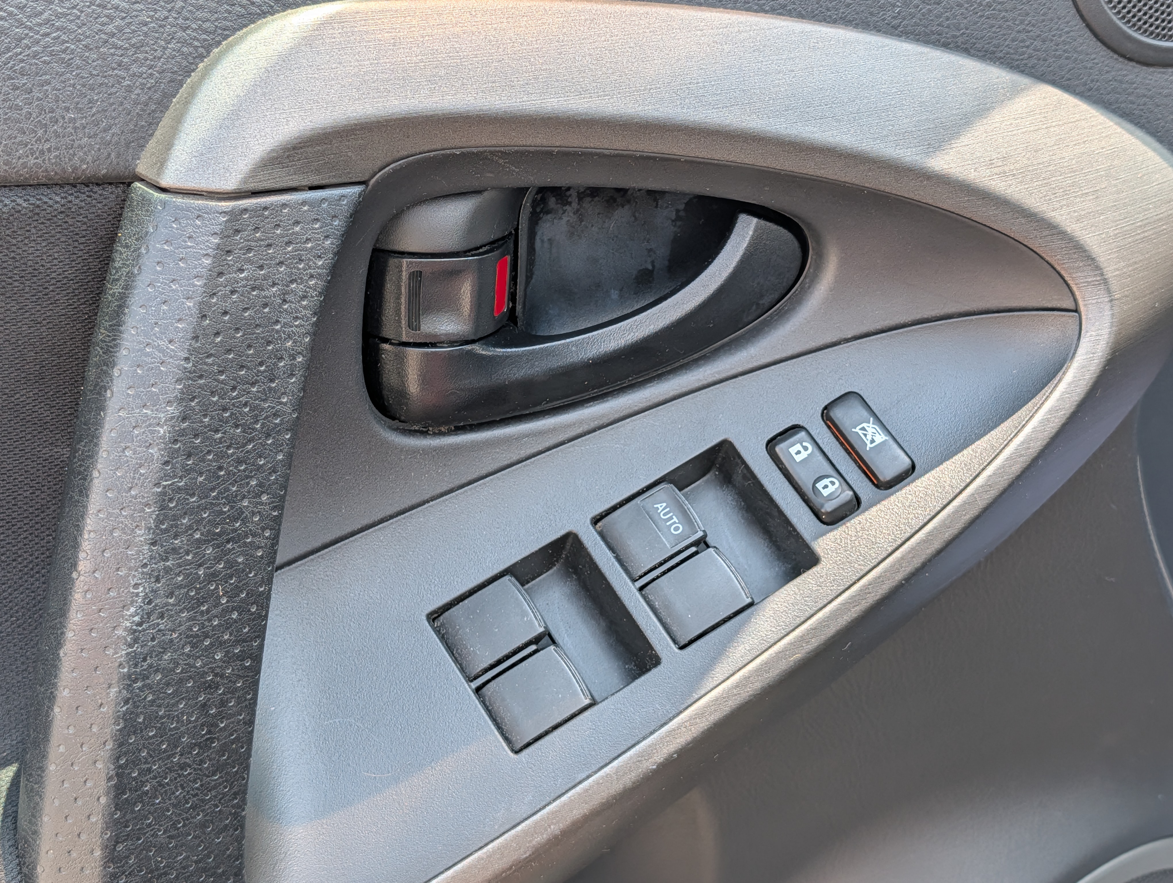 2011 Toyota RAV4 V6 - Photo 11