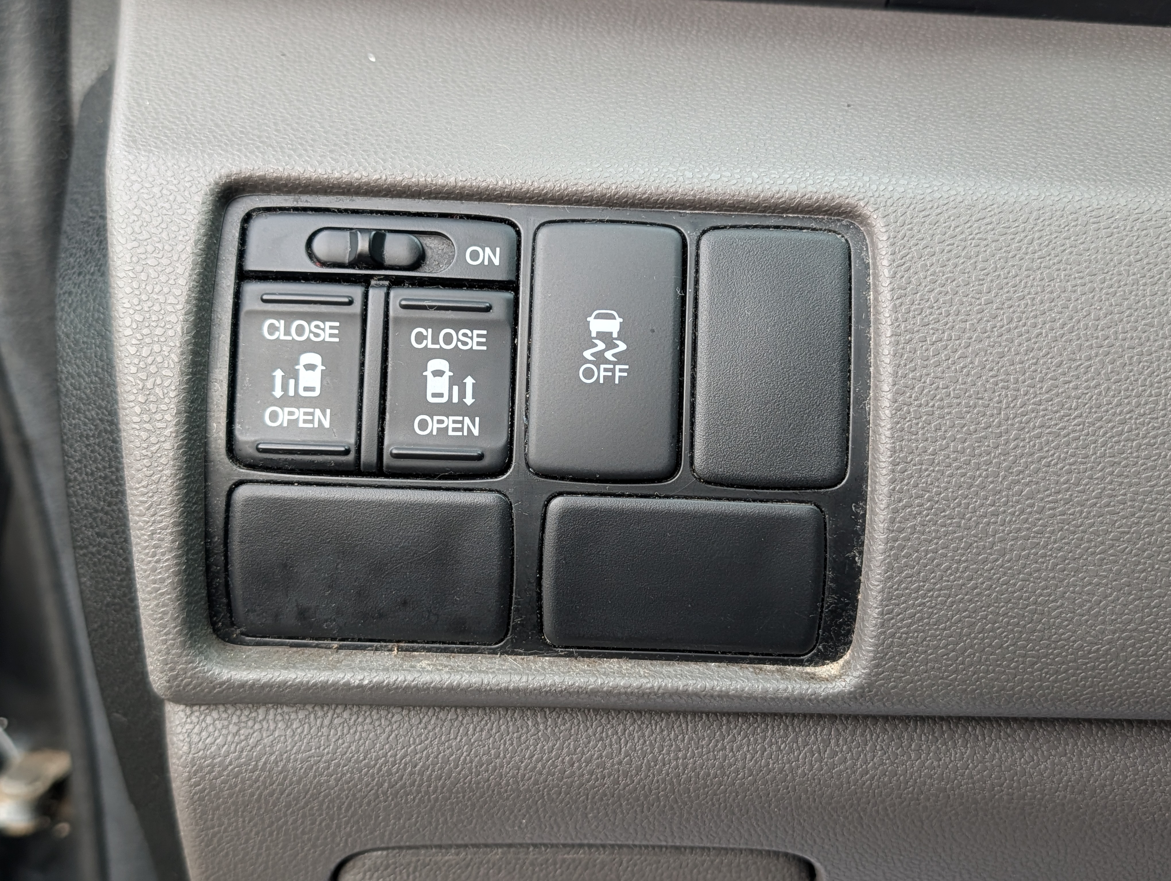 2014 Honda Odyssey - Photo 19
