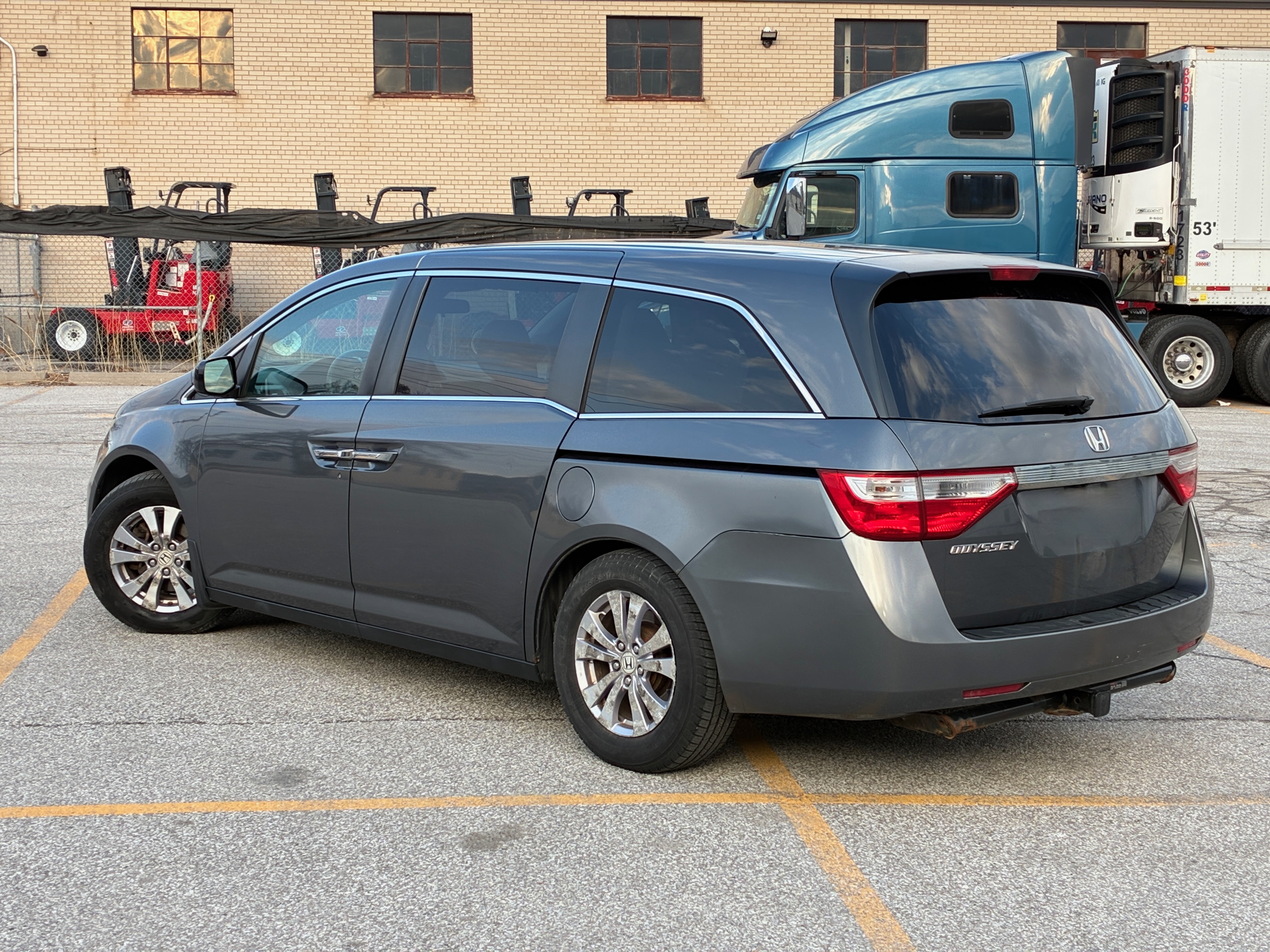 2013 Honda Odyssey - Photo 2