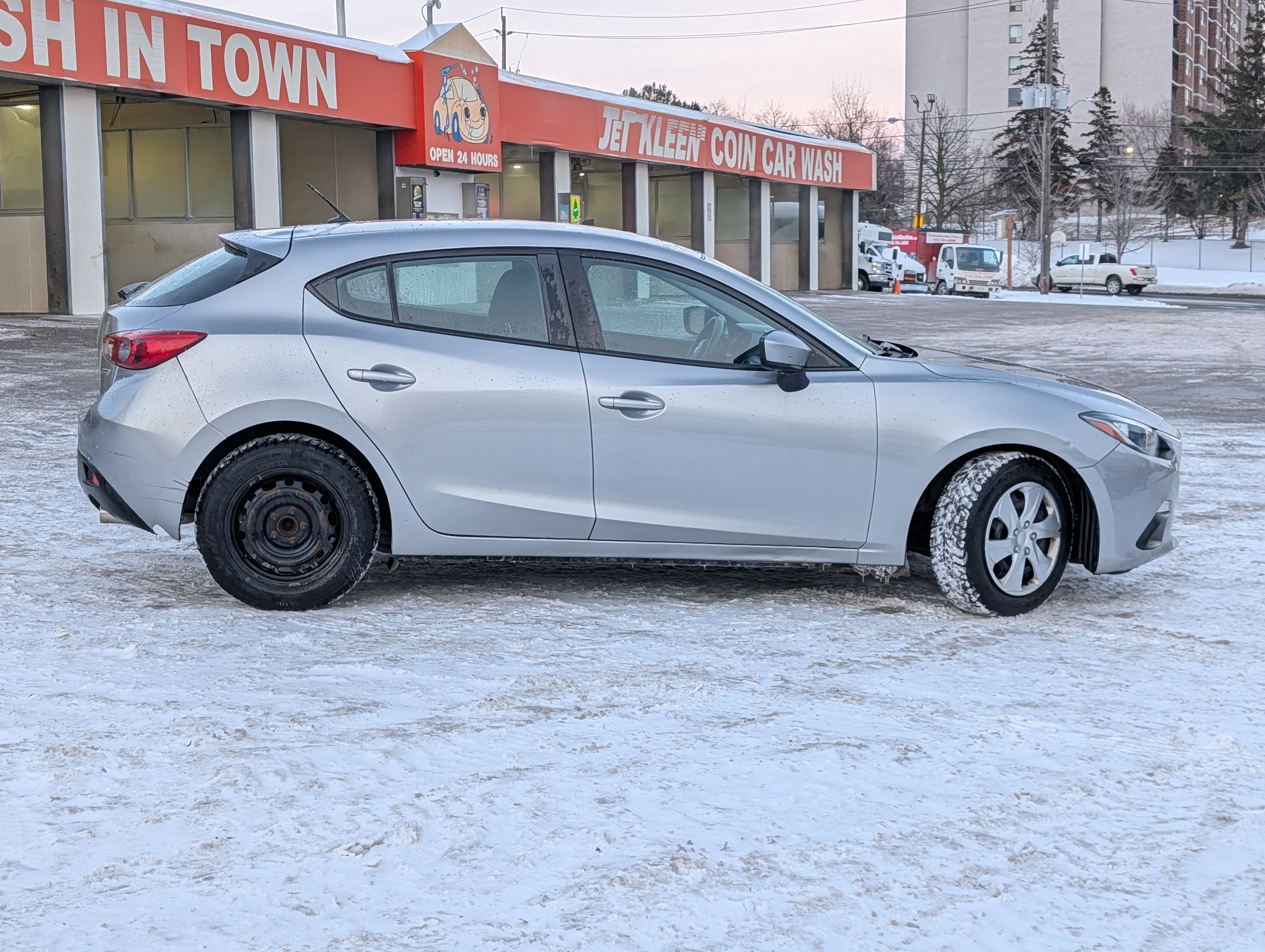 2016 Mazda Mazda3 - Photo 4