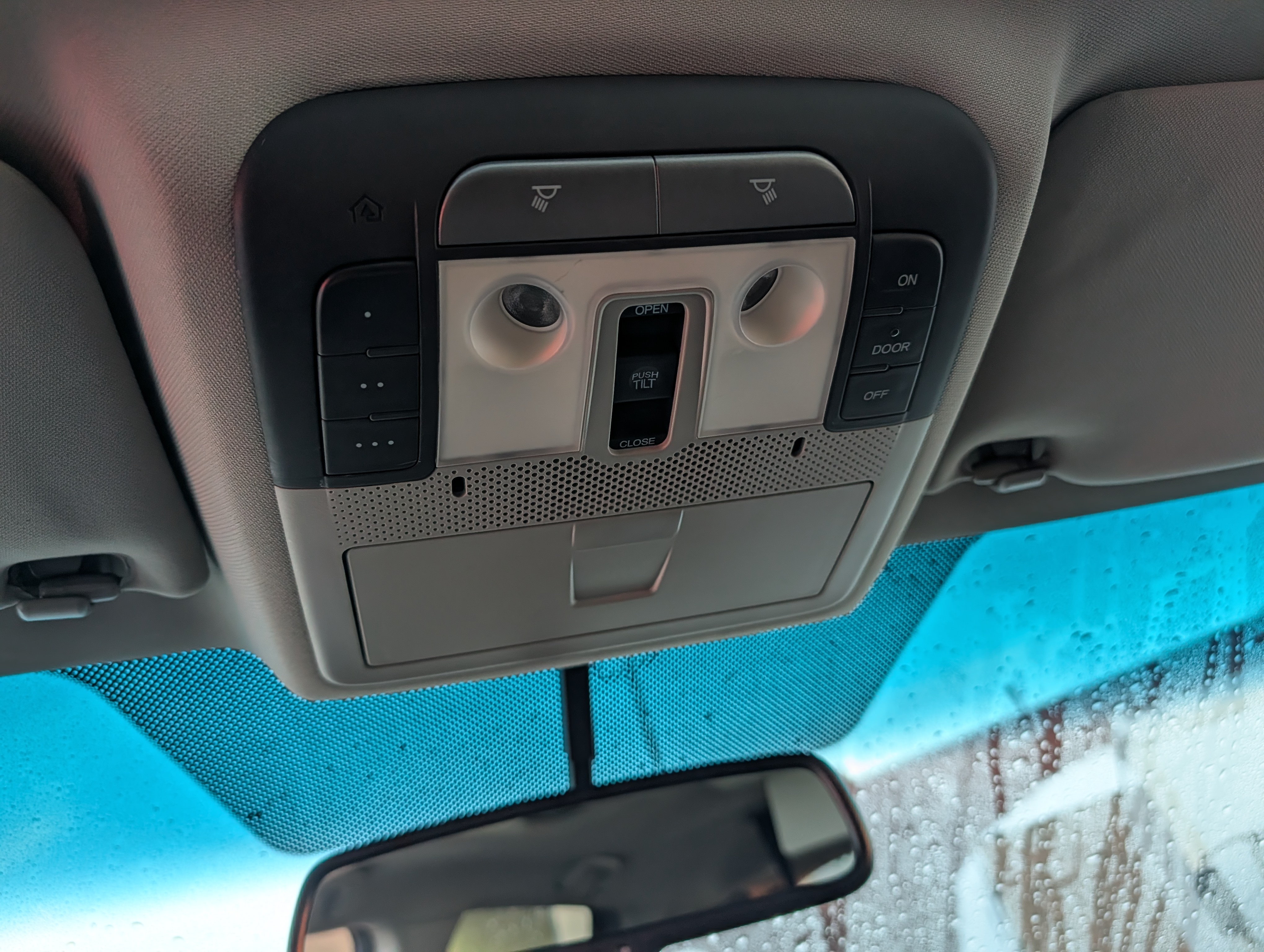 2011 Acura MDX - Photo 16