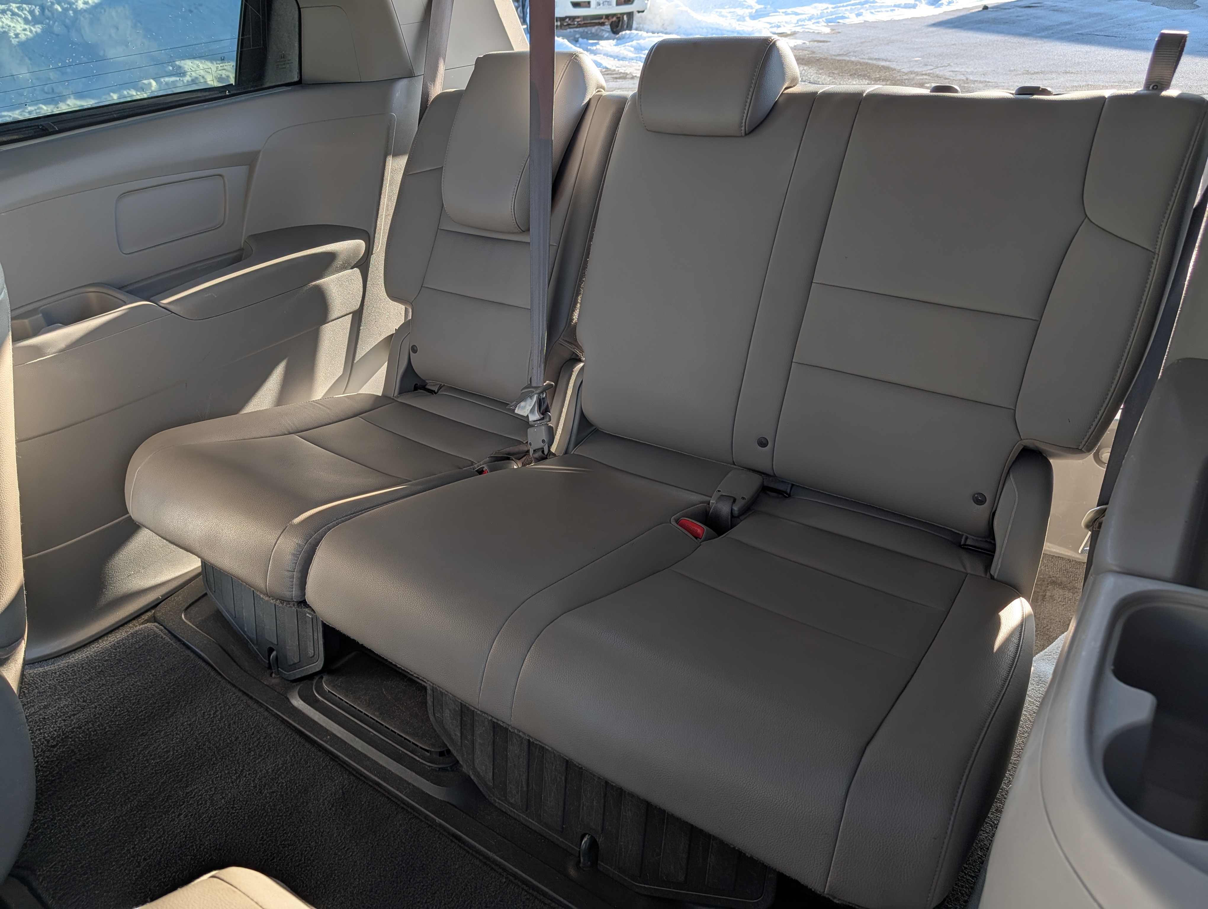 2011 Honda Odyssey - Photo 6