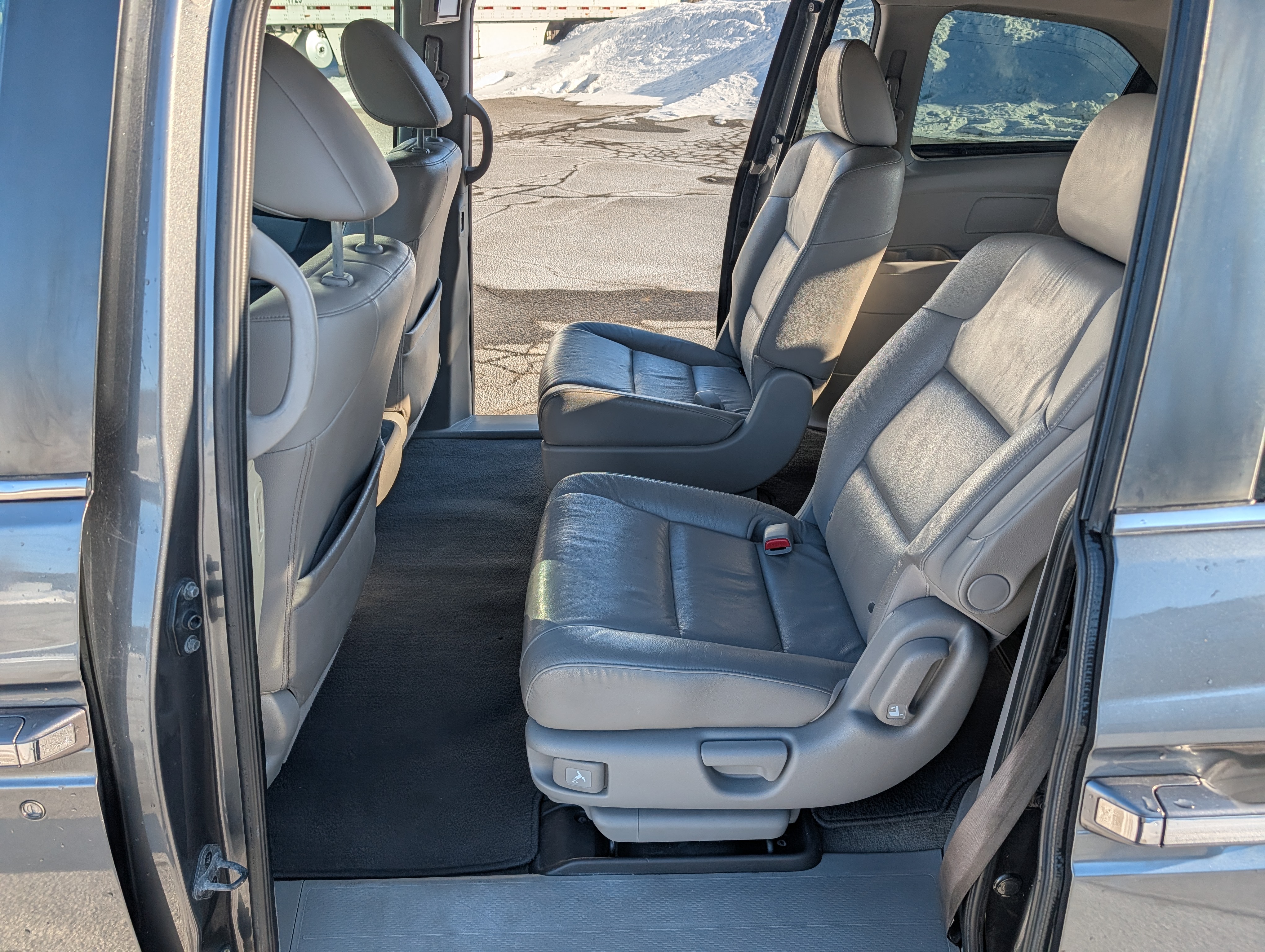 2011 Honda Odyssey - Photo 7