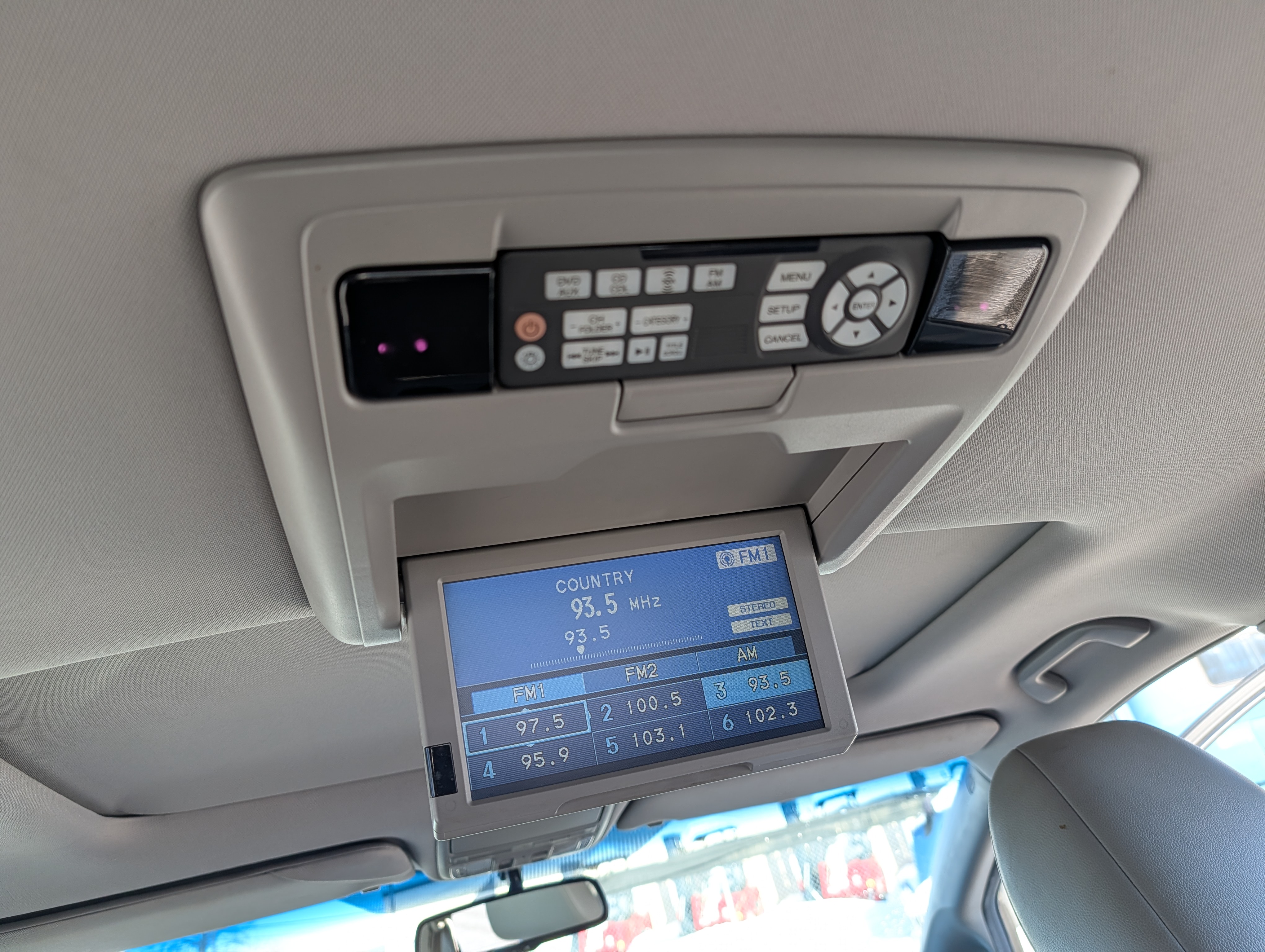 2011 Honda Odyssey - Photo 9