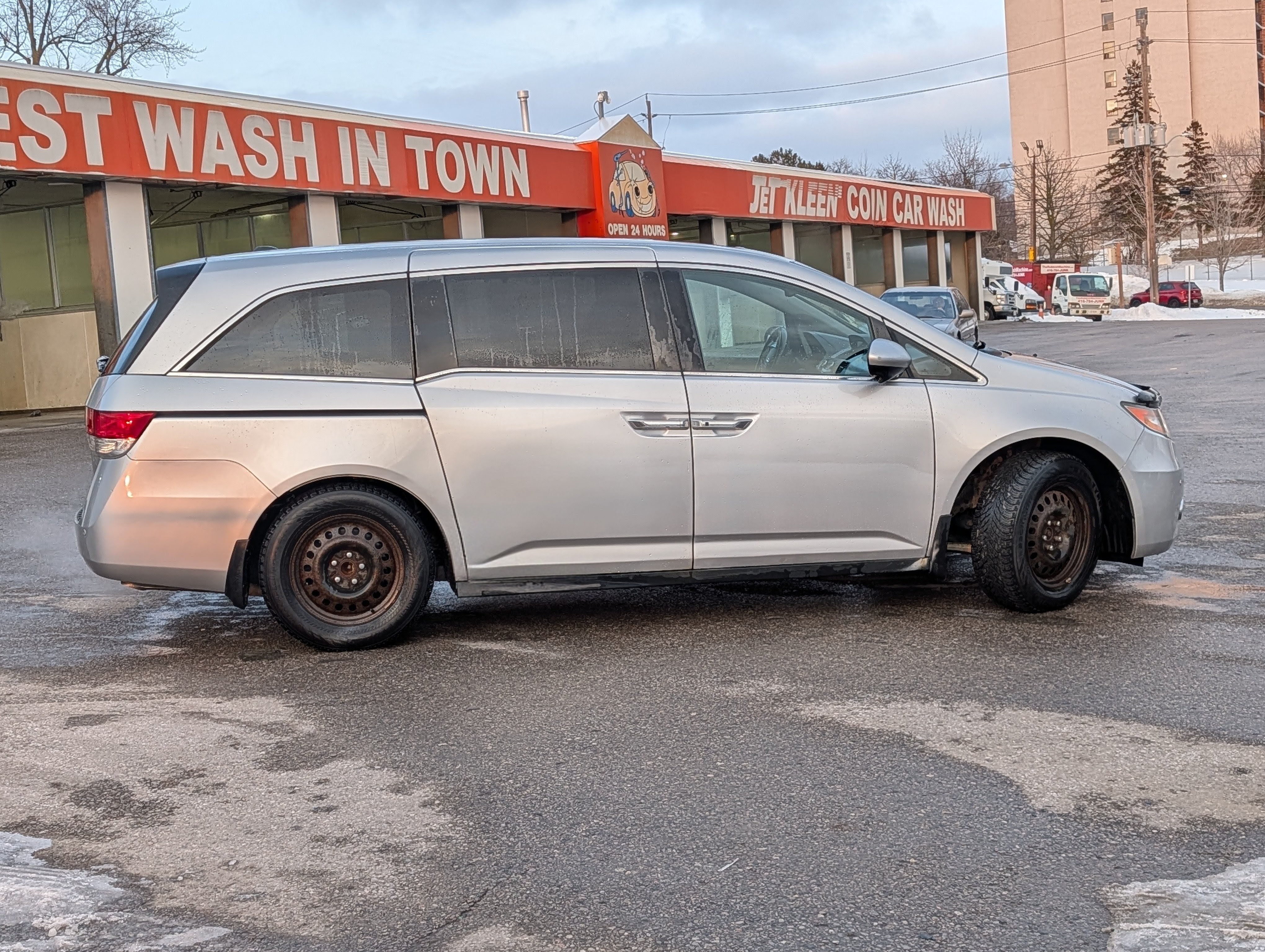 2015 Honda Odyssey - Photo 4