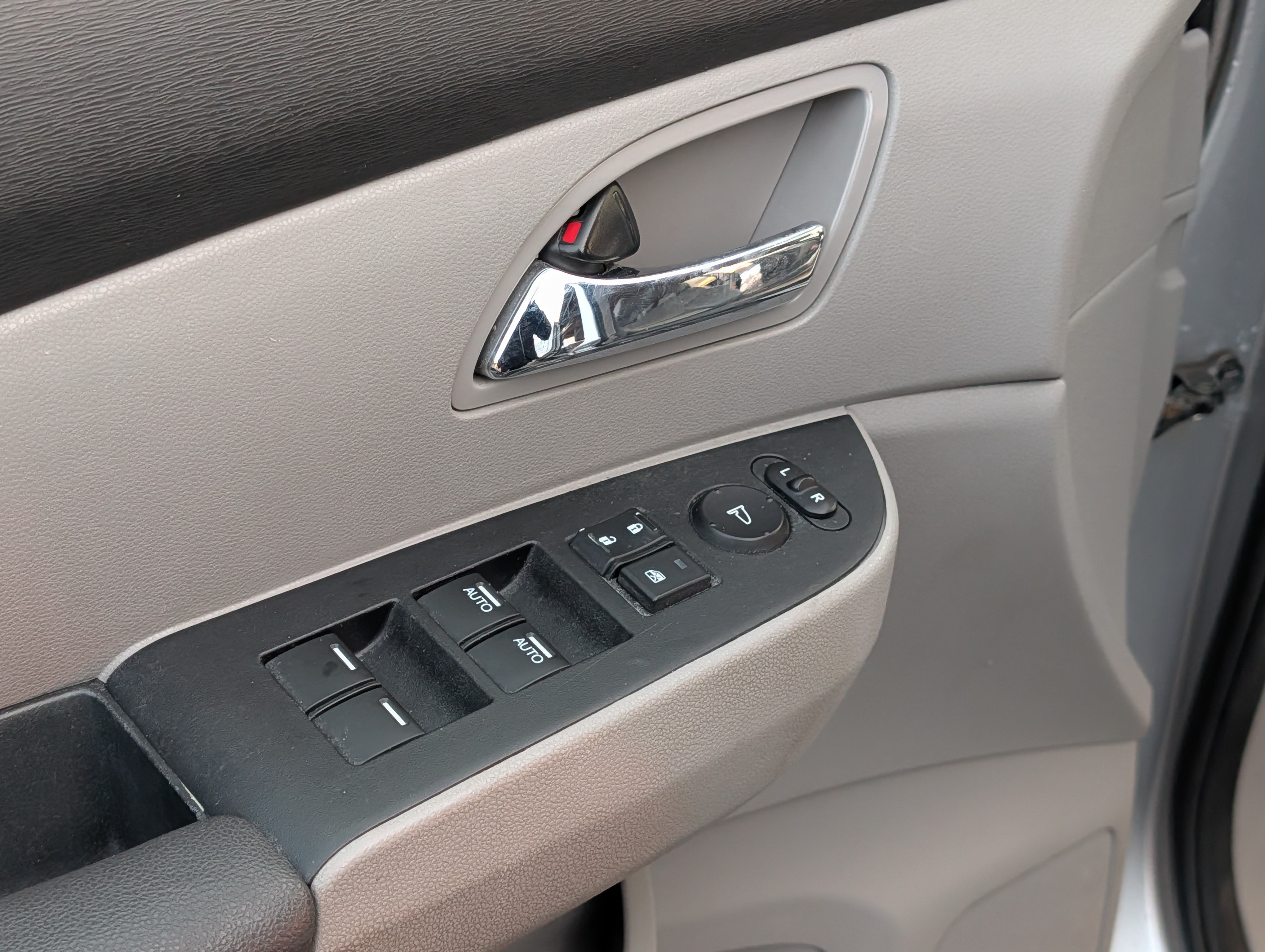 2015 Honda Odyssey - Photo 12