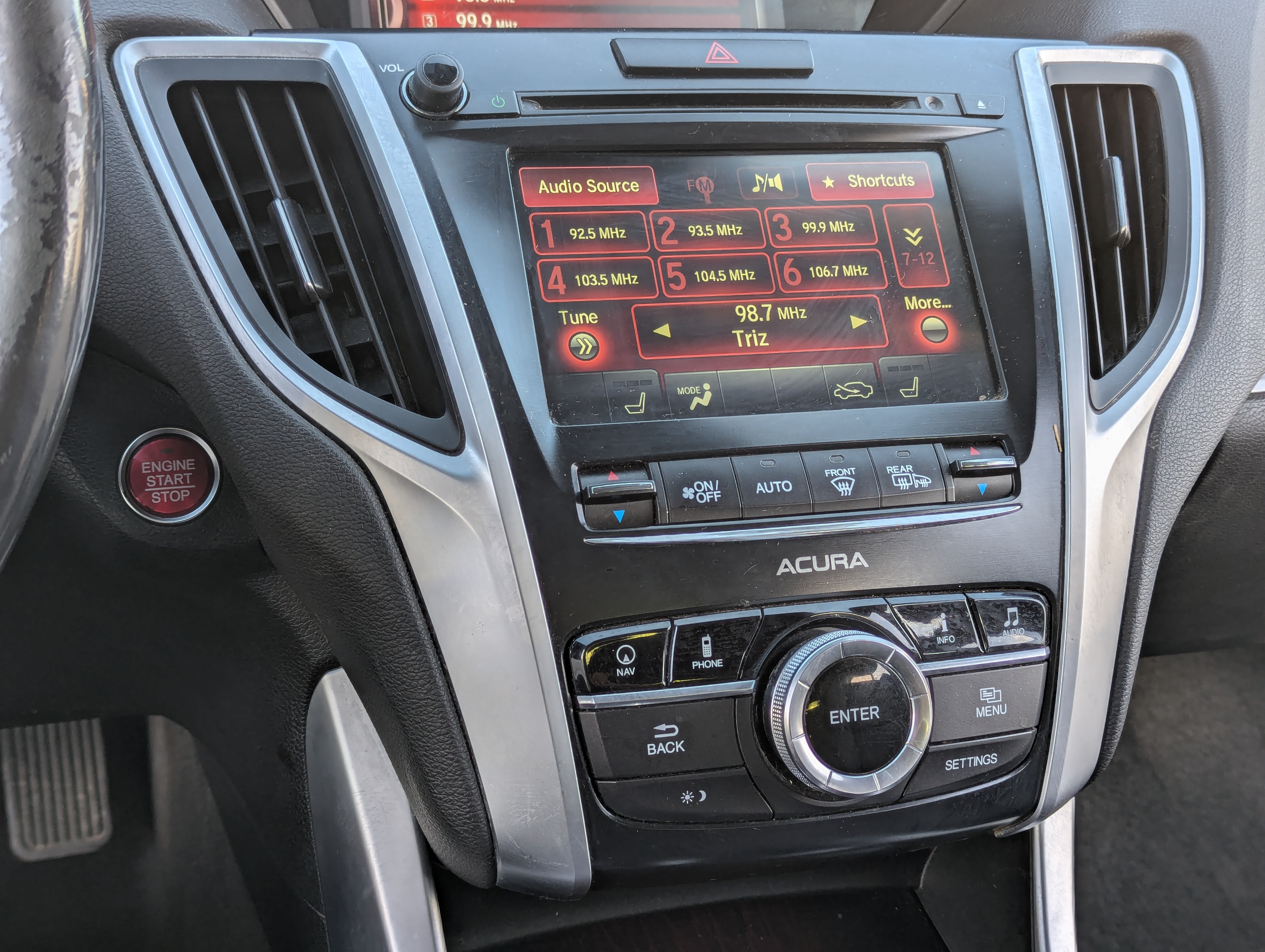 2015 ACURA TLX - Photo 13