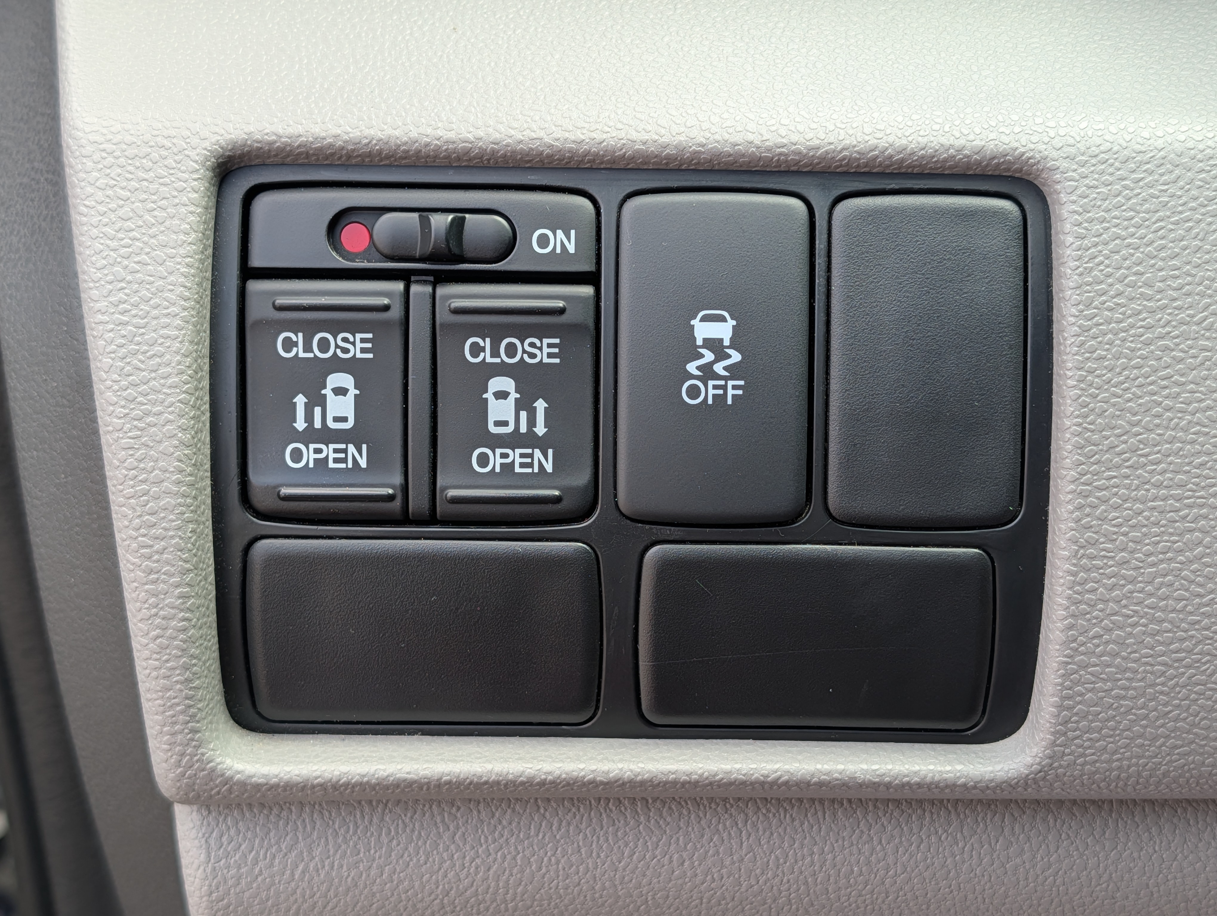 2016 Honda Odyssey - Photo 16
