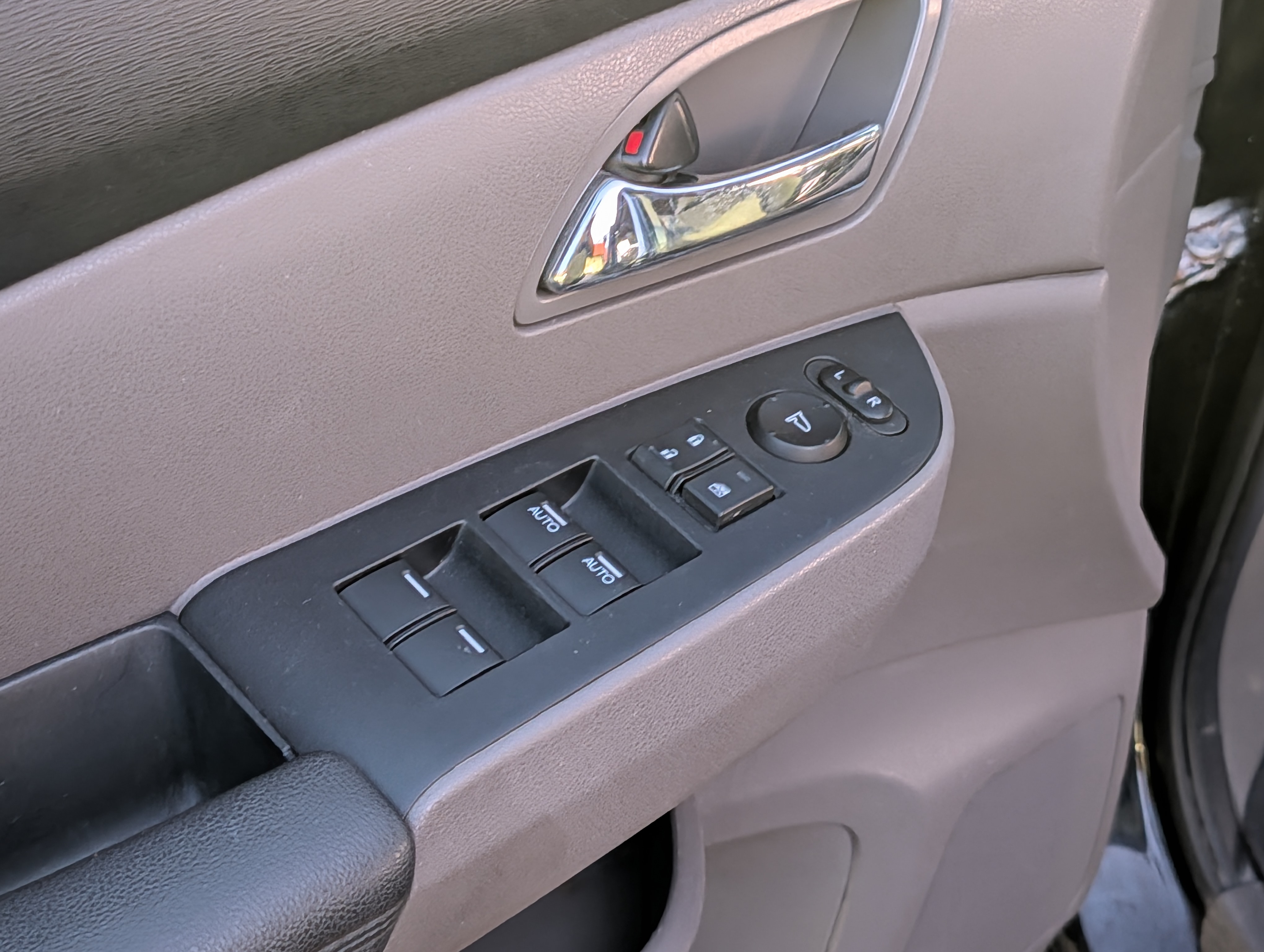 2014 Honda Odyssey - Photo 12